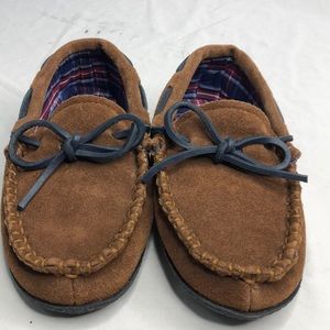 Vineyard Vines Boys Lounge Moccasins sz 1 M